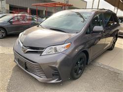 تۆیۆتا سیانا